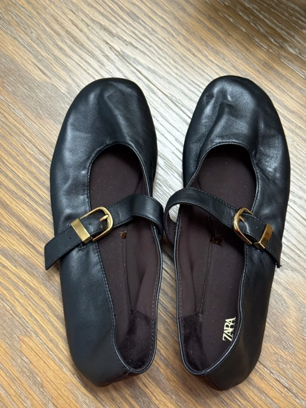 Zara leather buckle ballet flats - 8.5 (39)